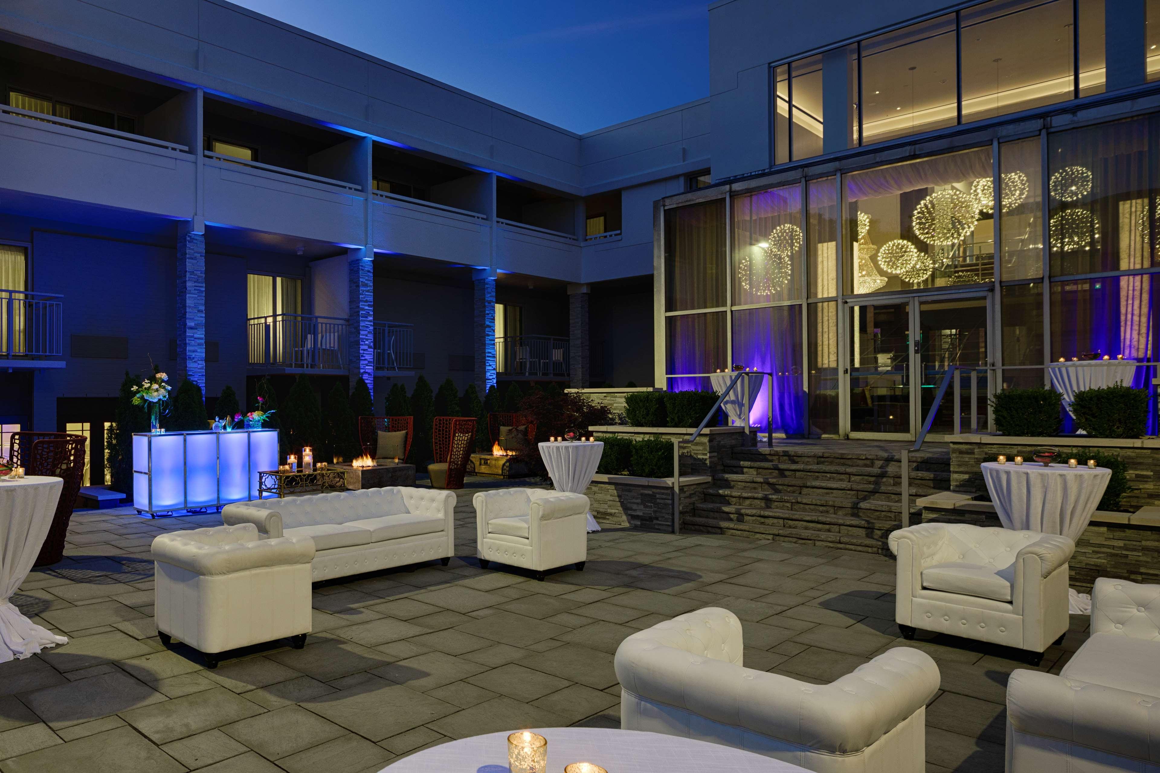 Отель The Kingsley Bloomfield Hills - A Doubletree By Hilton Экстерьер фото